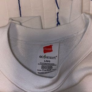 Hanes white crewneck